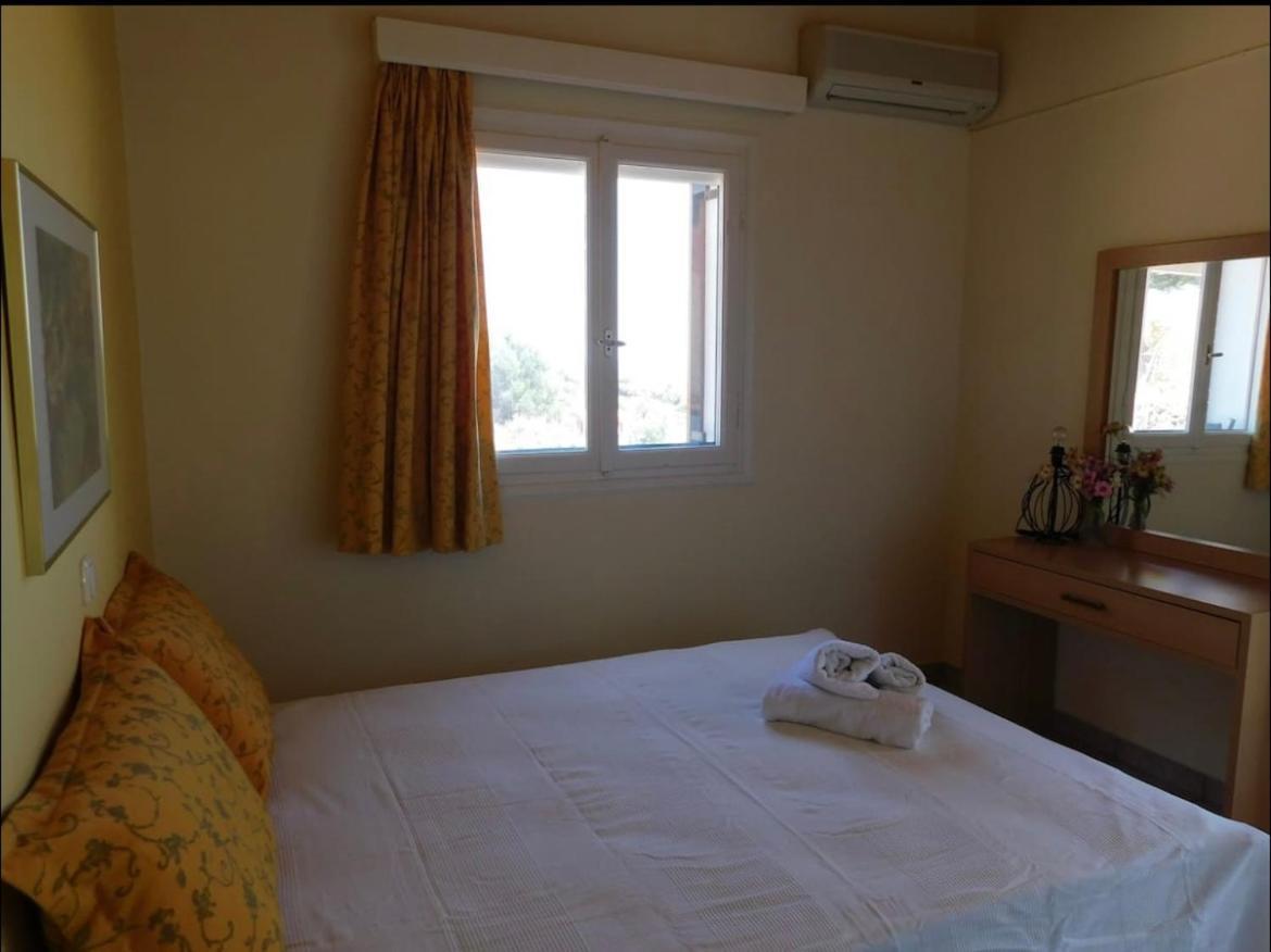 Nirvana Guest House Vasilitsion Exterior photo